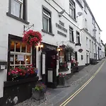 The Unicorn, 3*