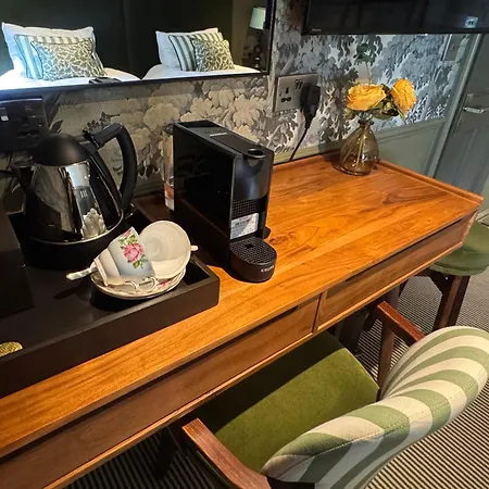 The Unicorn, Inn 3*