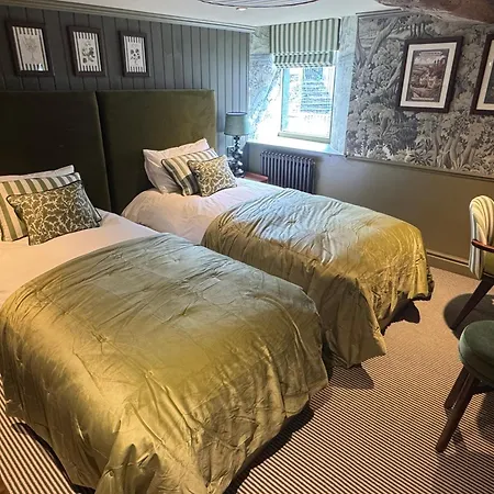 Inn The Unicorn,