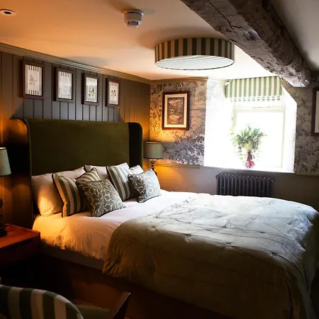 Inn The Unicorn,
